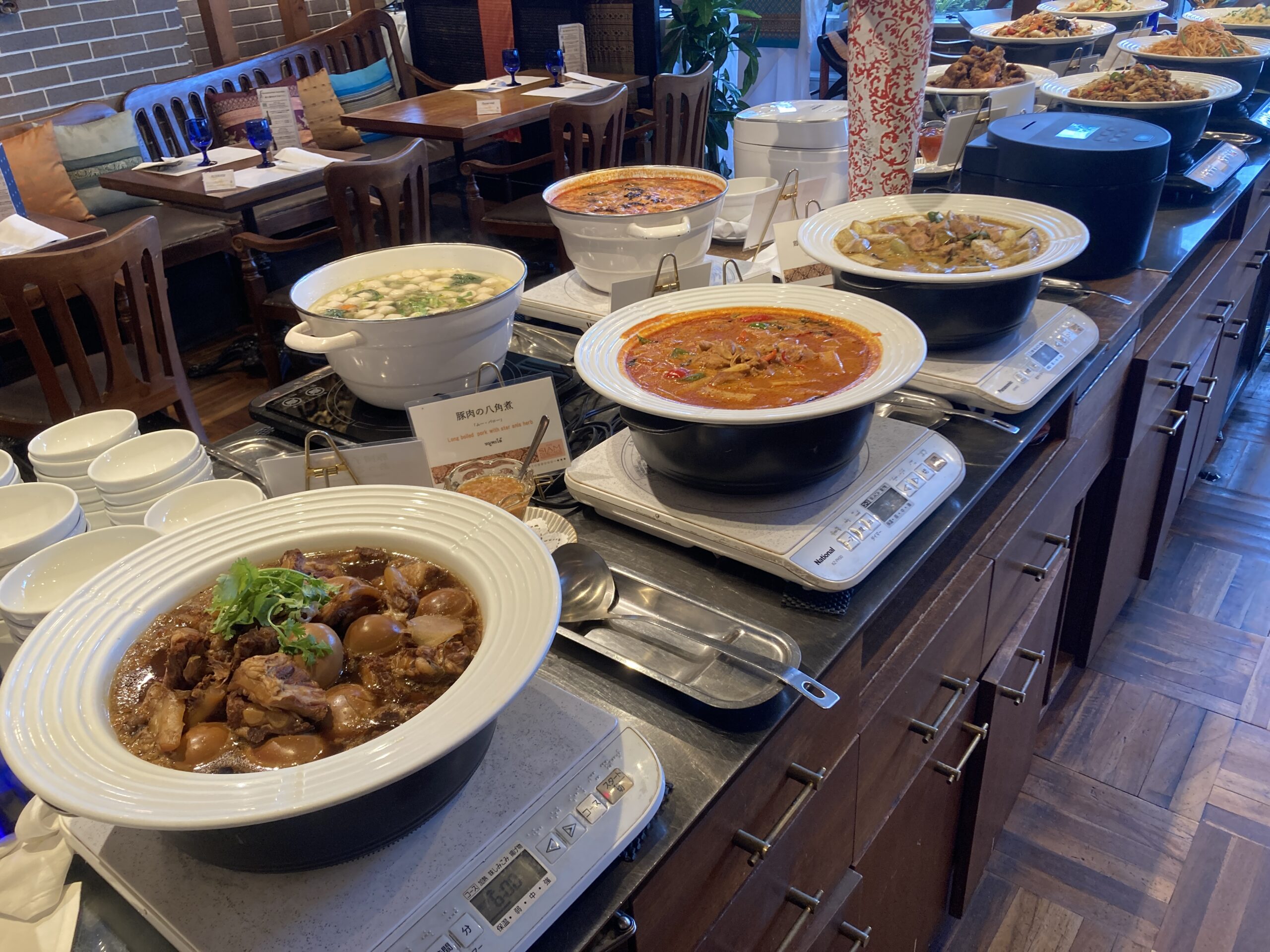 新丸の内ビルでタイ料理のブッフェに行ってきました☆